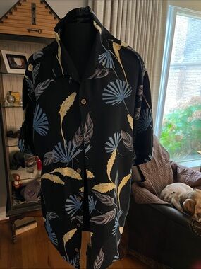 Men's Black Tropical Print Short-Sleeve Shirt - Tommy bahama. Size XL